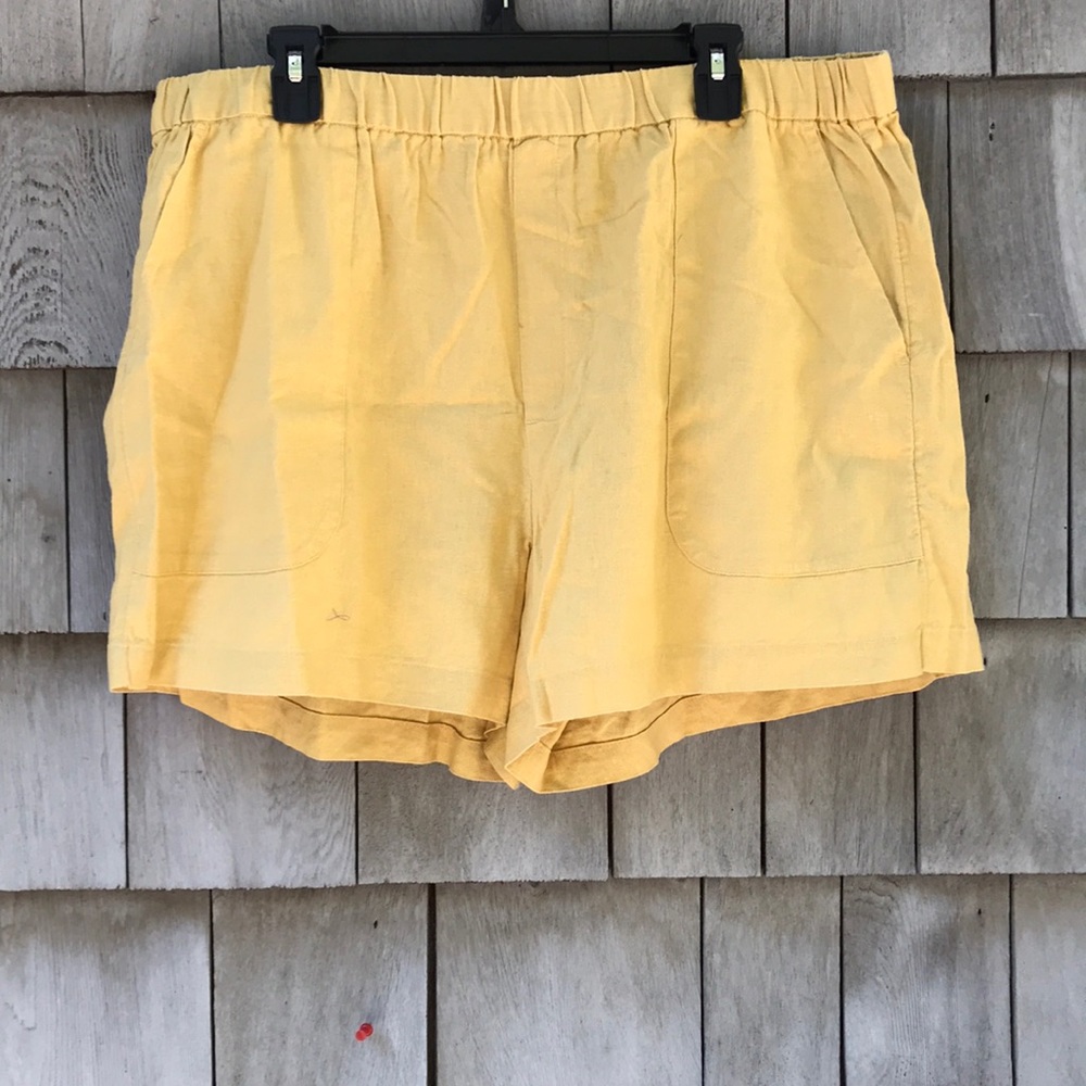 Banana Republic Linen Shorts